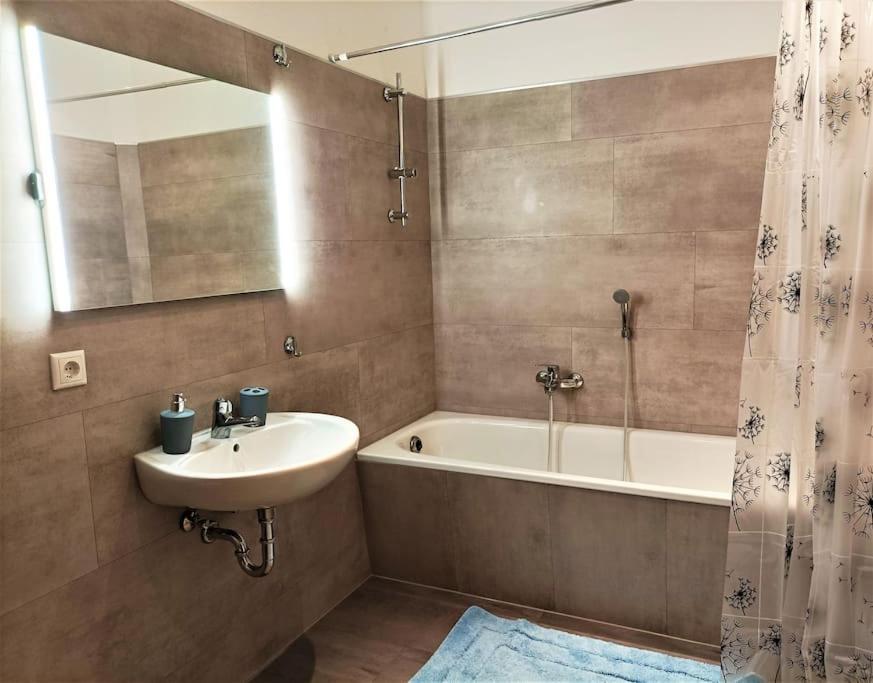 Modernes Apartment Mit Balkon Magdeburk Exteriér fotografie